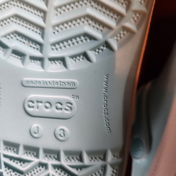 Kids 3 Crocs - Picture 4 of 6